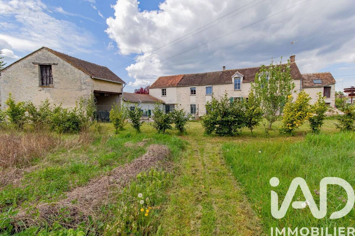 Photo 1 - Maison à LA GENEVRAYE