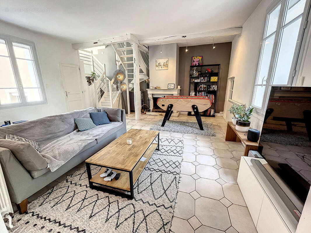 Maison à NEAUPHLE-LE-CHATEAU