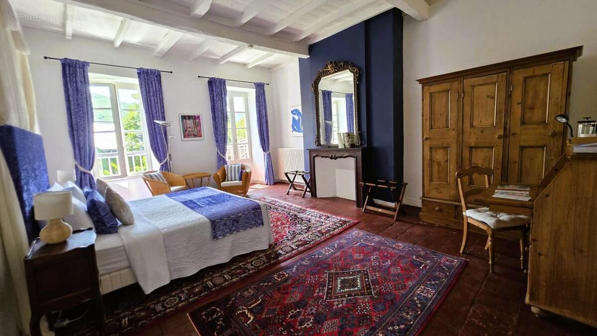 Maison à SAINT-ANTONIN-NOBLE-VAL