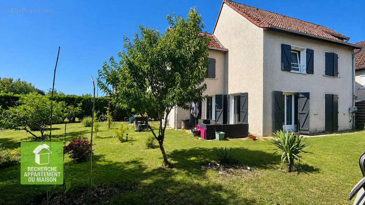 Maison à MORESTEL