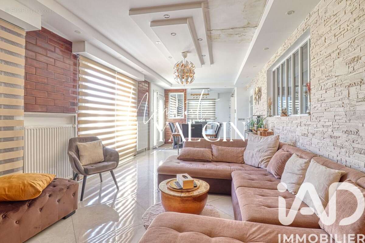 Photo 3 - Maison à ATTAINVILLE