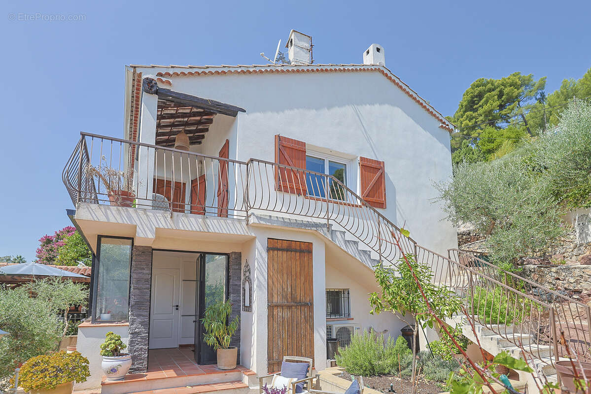 Maison à LA FARLEDE