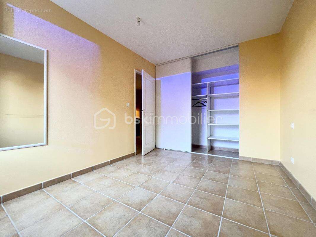 Appartement à SAINT-GENIS-LAVAL