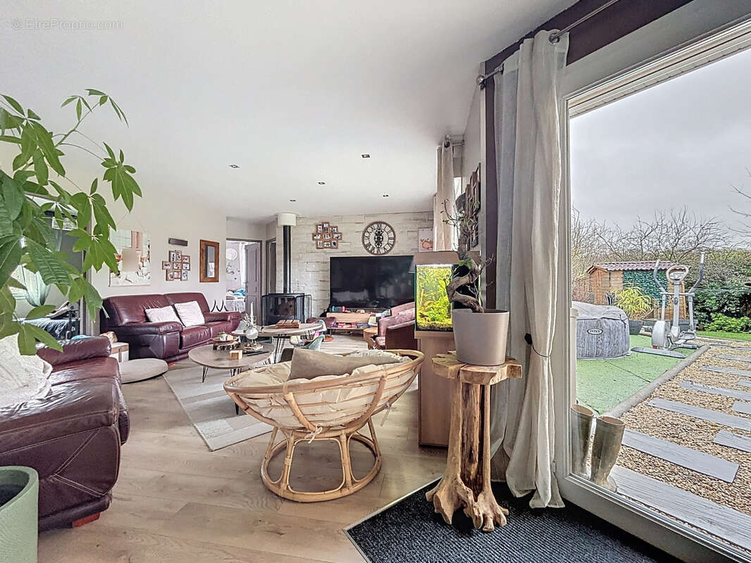 Maison à VILLERS-BOCAGE