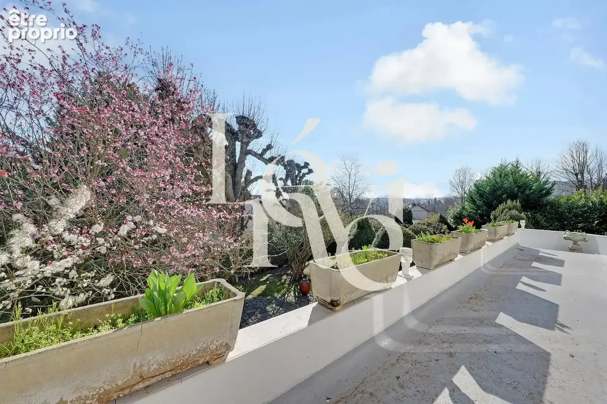 Maison de famille - 458m2 - photo 14
