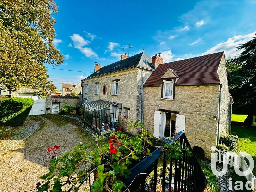 Photo 2 - Maison à ERCEVILLE