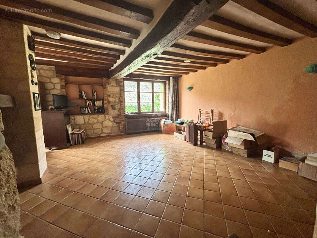 Maison à AUVERS-SUR-OISE