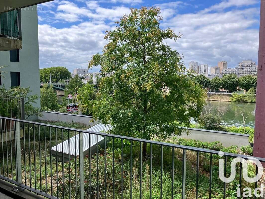 Photo 2 - Appartement à SAINT-DENIS