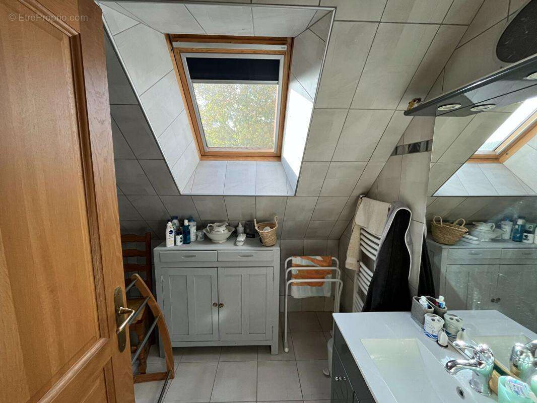 Maison à COURCELLES-LES-GISORS