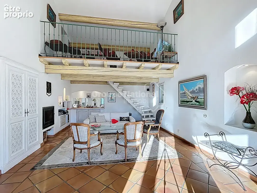 Propriété familiale de charme avec piscine, à proximité de Saint-Rémy-de-Provence - photo 10