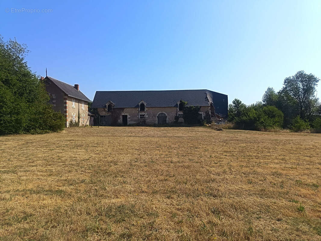 Manoir Veuzain Sur Loire 14 pièce(s) 366.85 m2 - photo 10