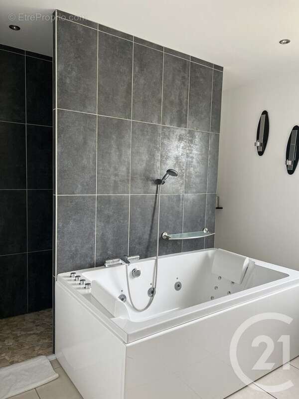 Maison à MARCILLY-SUR-EURE