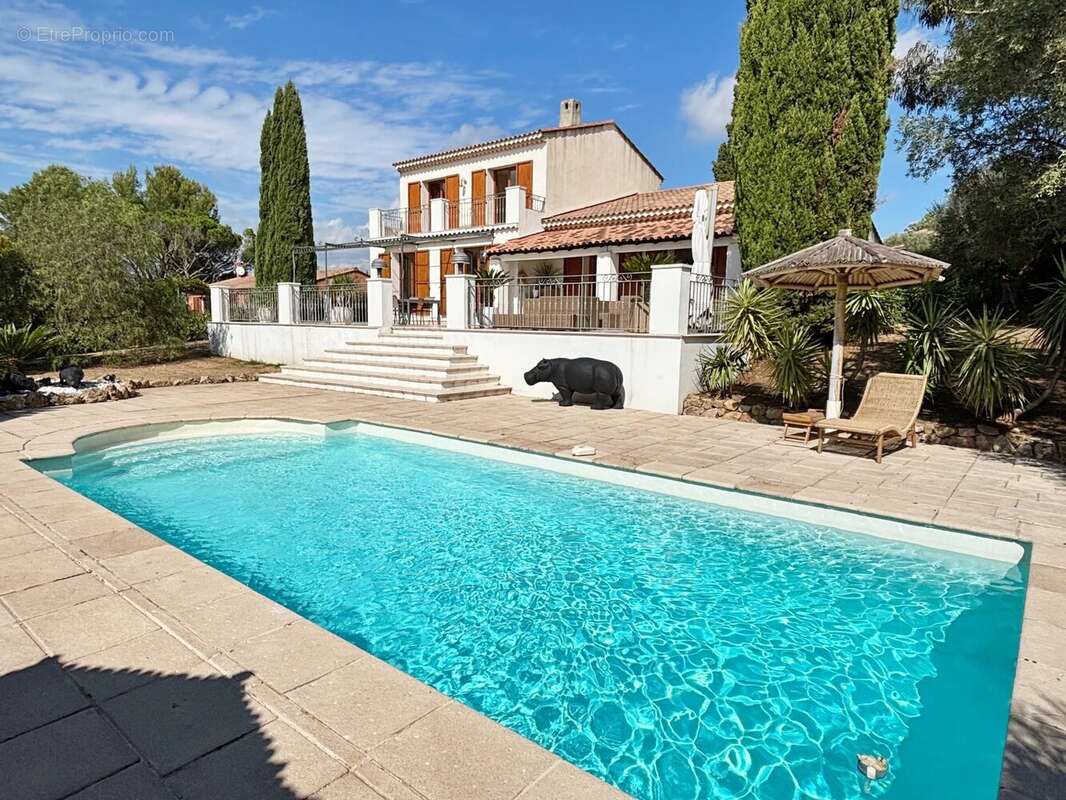 Maison à FREJUS