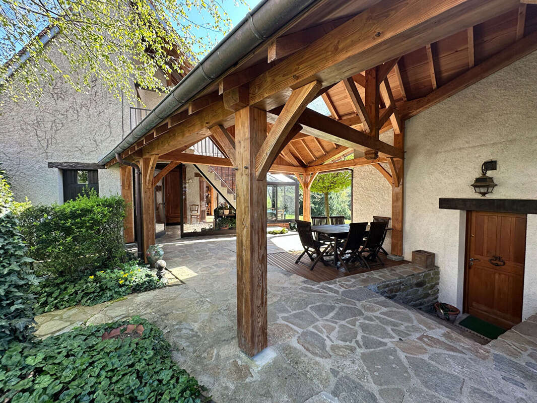 Maison à EGUZON-CHANTOME