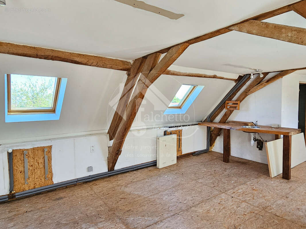 Maison à JALIGNY-SUR-BESBRE
