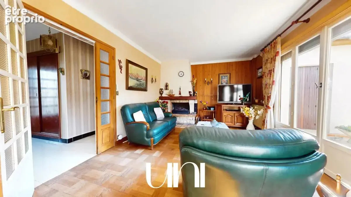 Maison 5 pièces de 106 m² + 70  m² à aménager - CAEN - photo 4