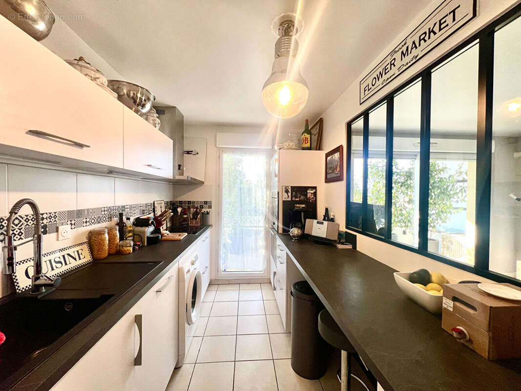 Appartement à MARSEILLE-12E