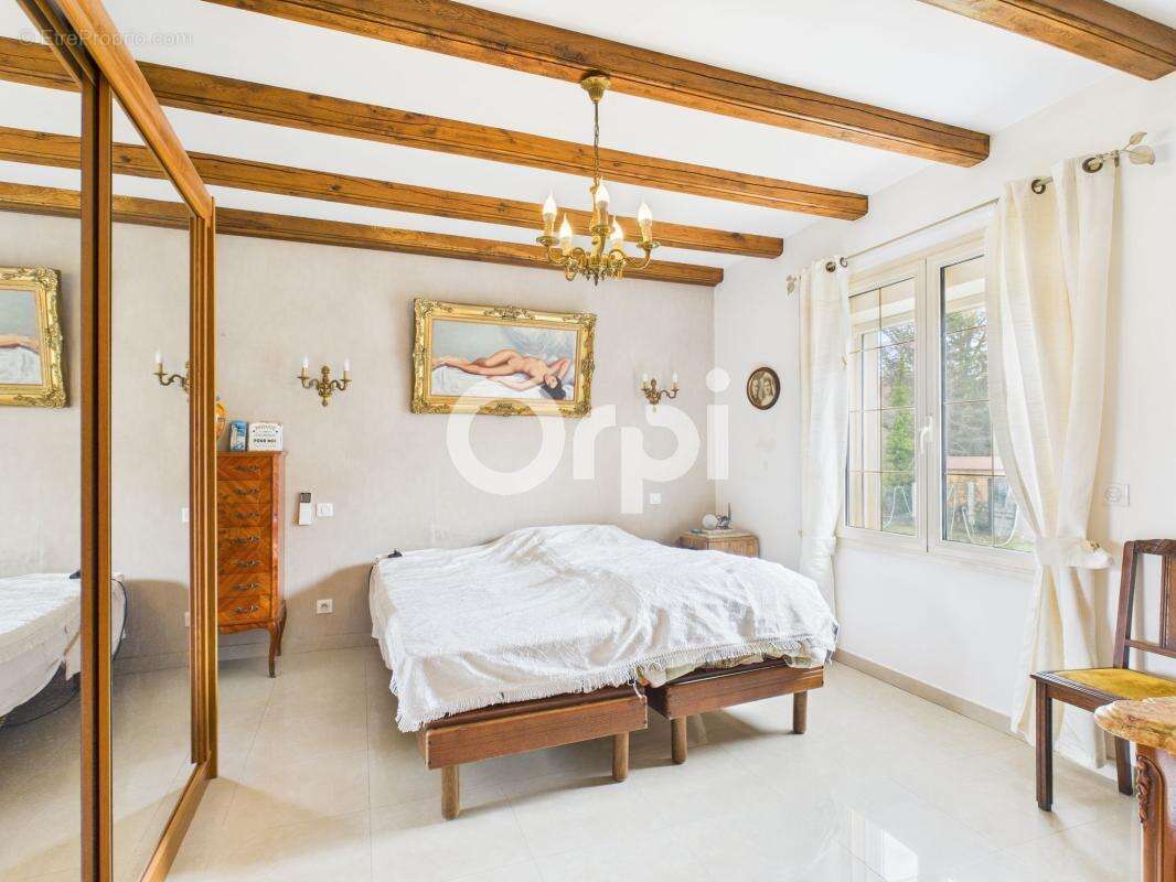 Maison à MONTAUROUX