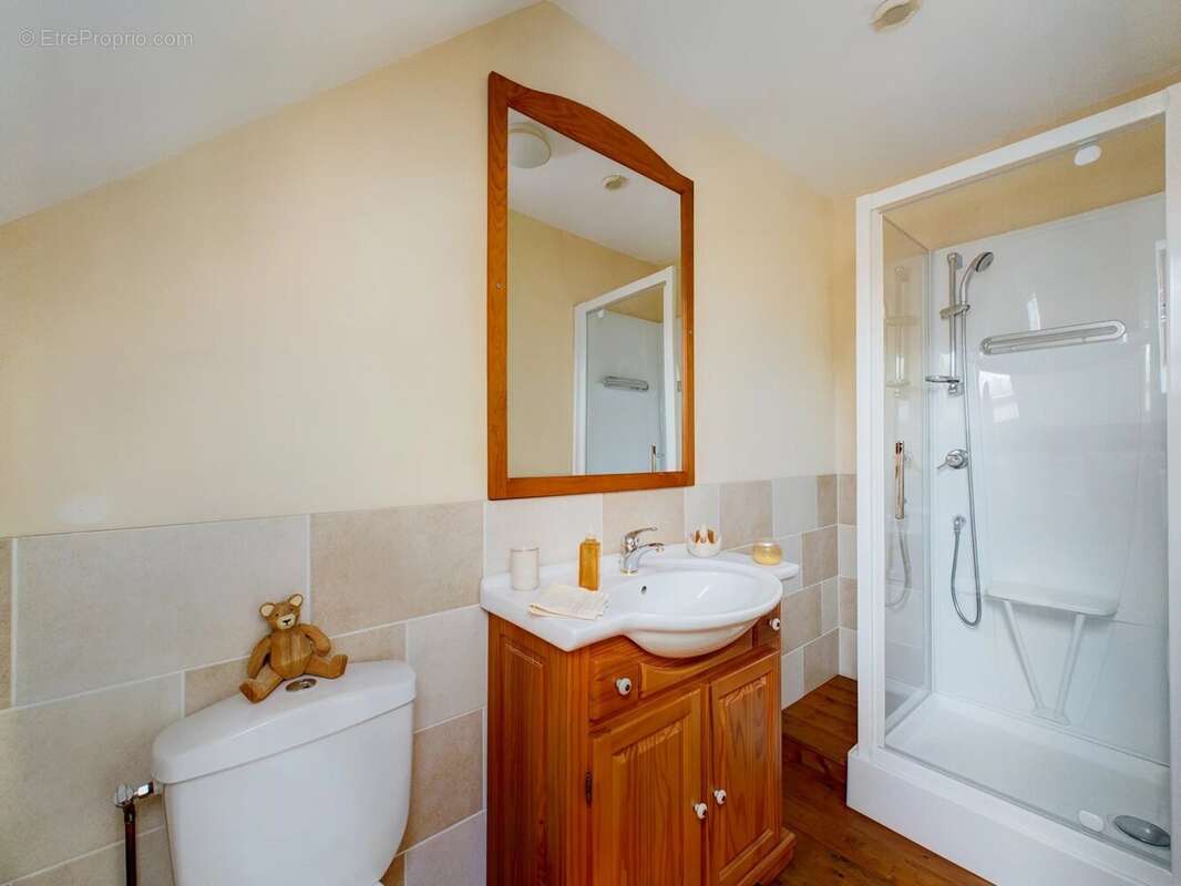 Maison à CHAMPNIERS-ET-REILHAC