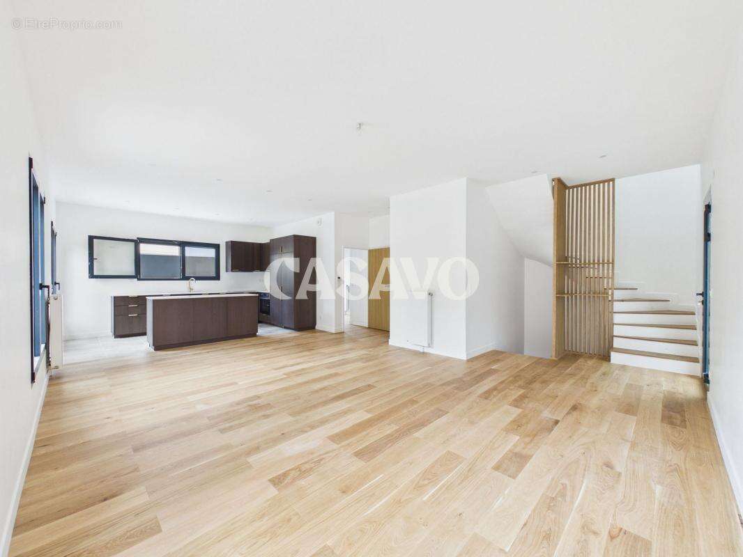 Vente Maison 6 pièces de 160m² - 92150 Suresnes - photo 2