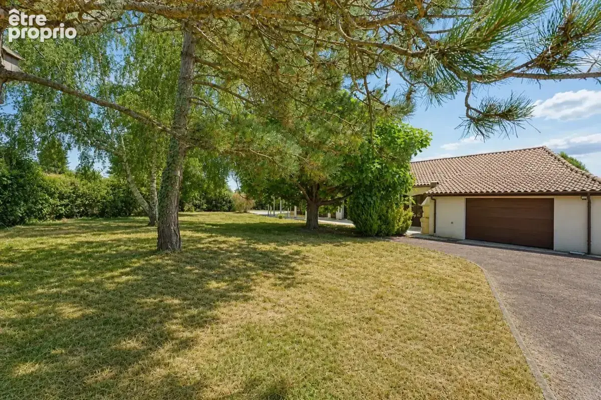 Maison de 6 pièces de 142 m² à Sallebœuf - photo 17