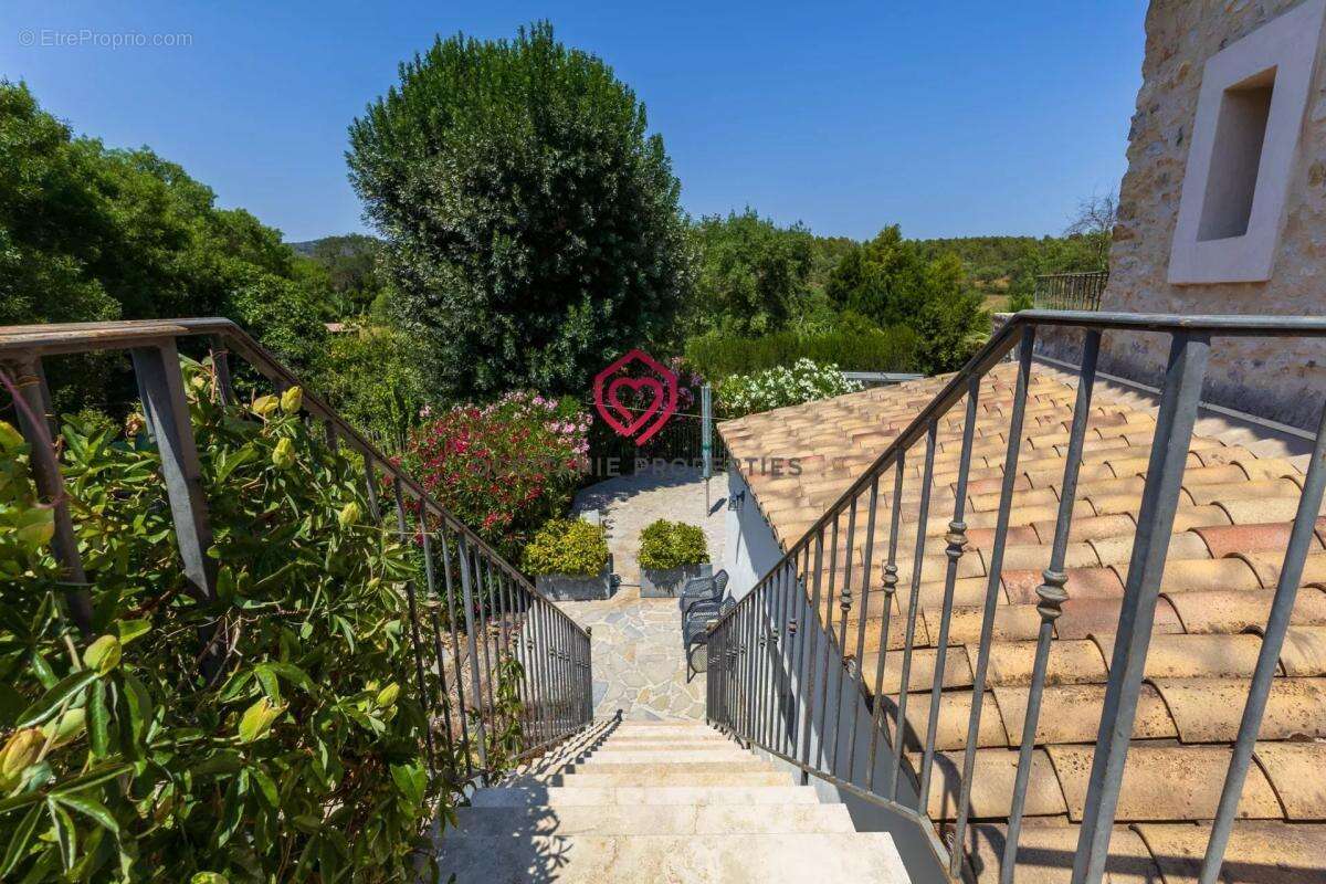 Maison à SUSSARGUES