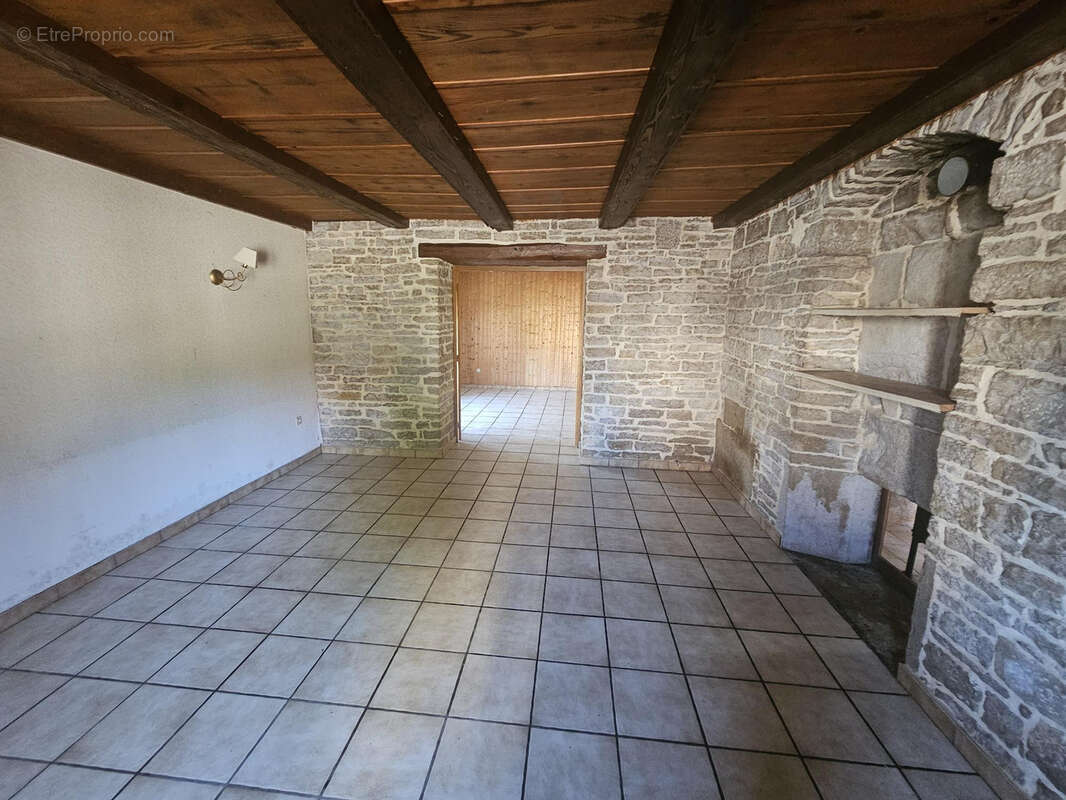 Maison à VERNIERFONTAINE