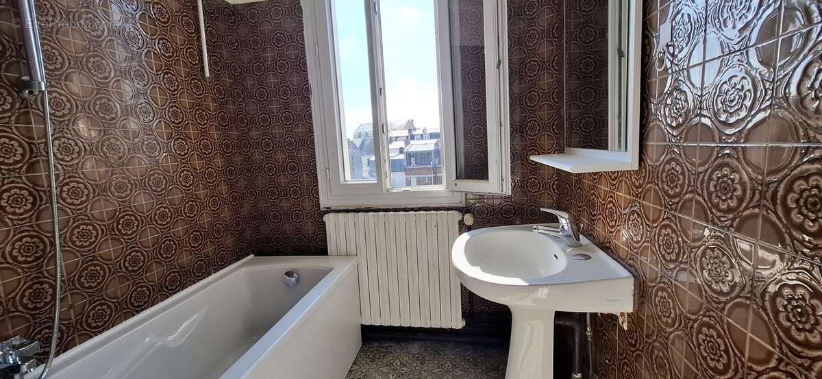 SAINT QUENTIN Centre Ville,  Appartement à vendre 2 pièces  (02100) - photo 8