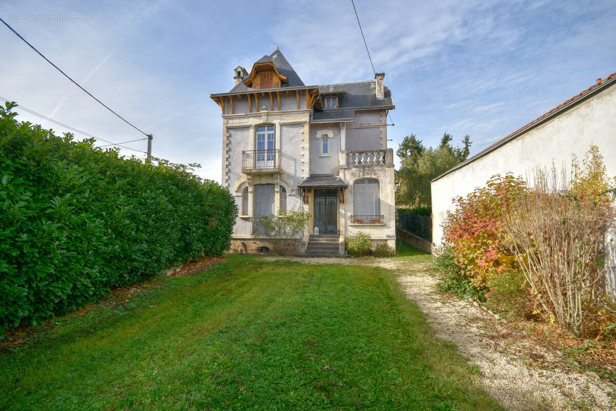 Maison à BRIOUDE