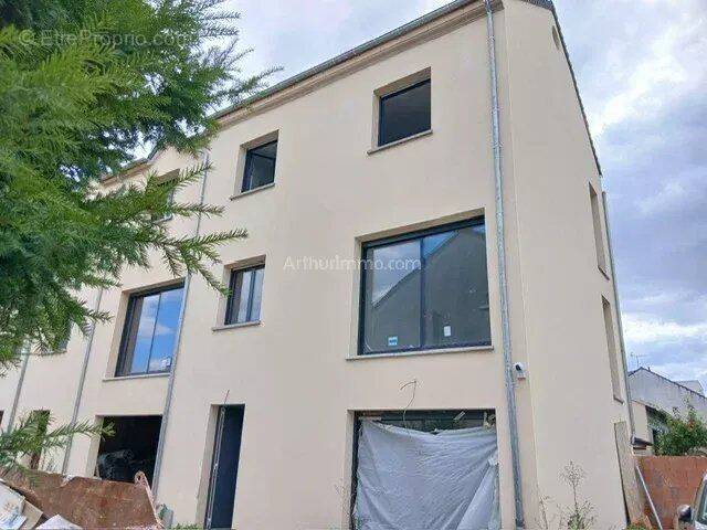 Appartement à VALENTON