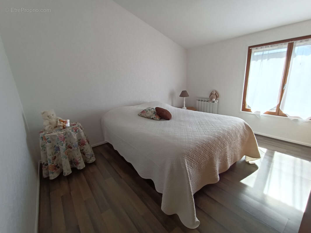 Maison à SAINT-POURCAIN-SUR-SIOULE