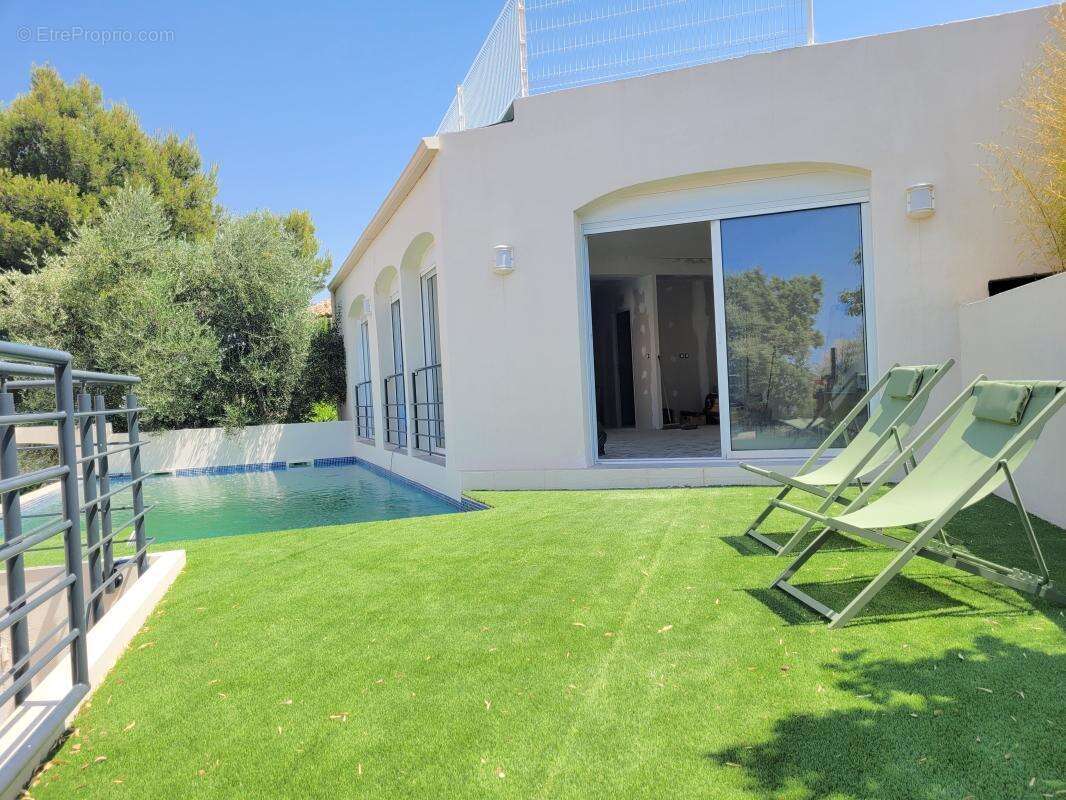 Maison 147 m² à Bandol  - photo 2