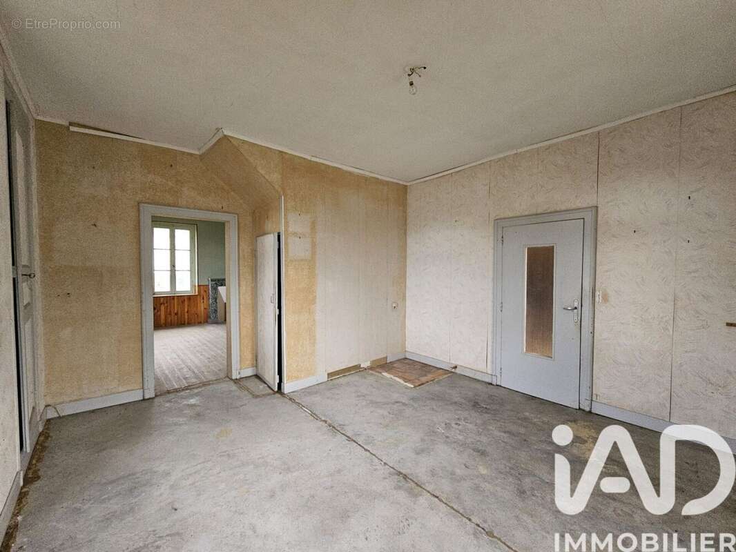 Photo 4 - Maison à LAVENAY
