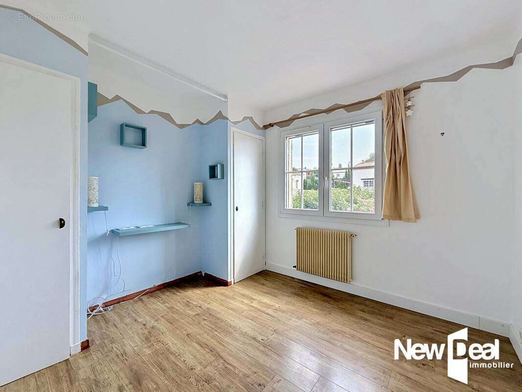 MONTAUROUX _ Appartement 2 pièces de 45 m² avec grande terrasse – Centre de Montauroux - photo 4