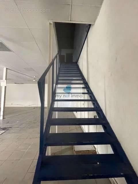 Commerce à SAINT-MARTIN