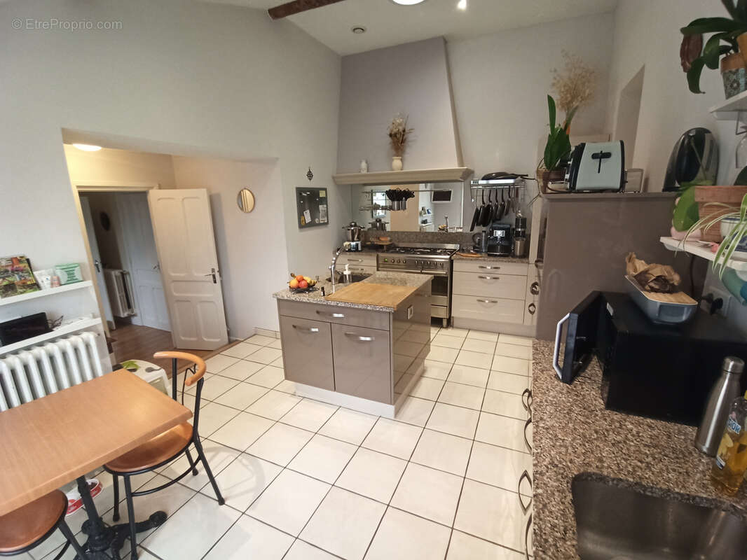 Maison à LABRUGUIERE