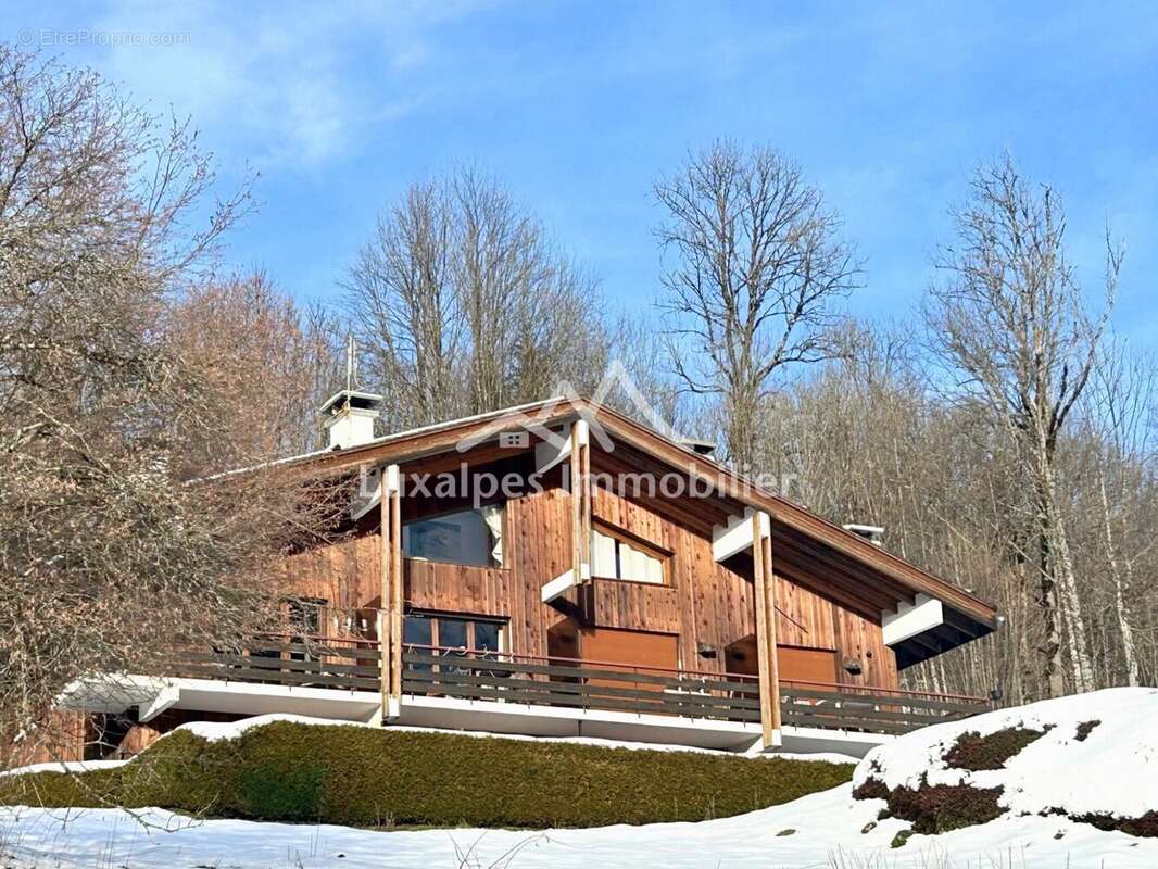 Appartement à LA CLUSAZ