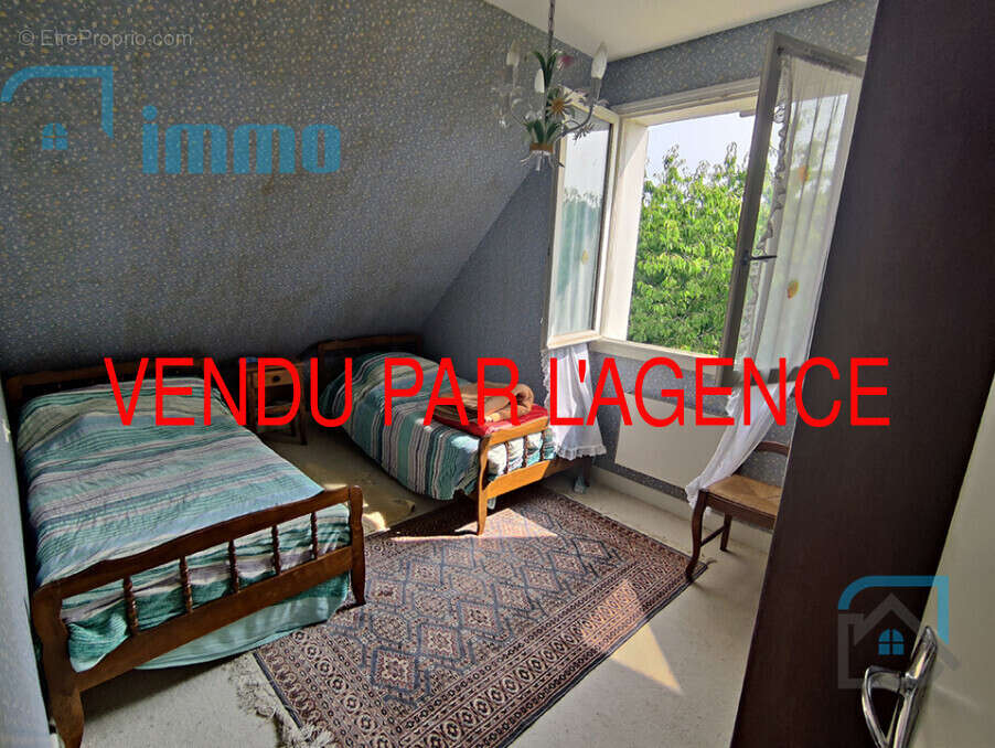 Maison à MEHUN-SUR-YEVRE