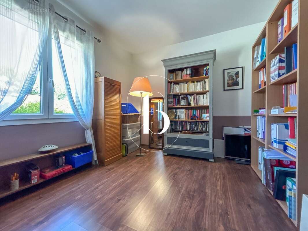 Maison 136 m² à Barjac  - photo 17