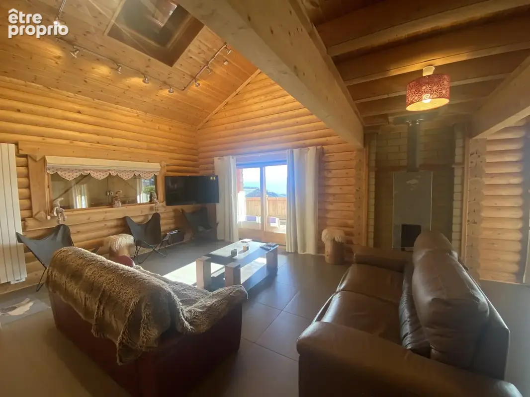 FONT-ROMEU - A vendre somptueux chalet de prestige de 263 m2 avec espace bien-être et vue panoramique - photo 12