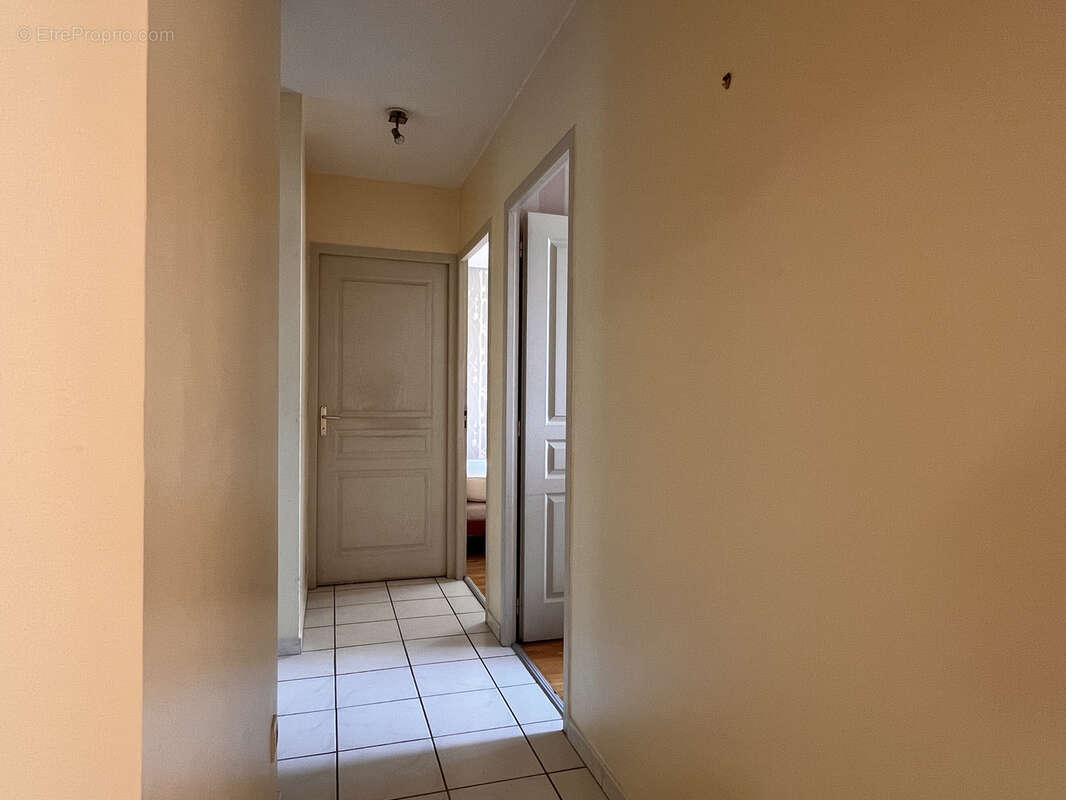 Appartement hyper centre jassans - photo 13