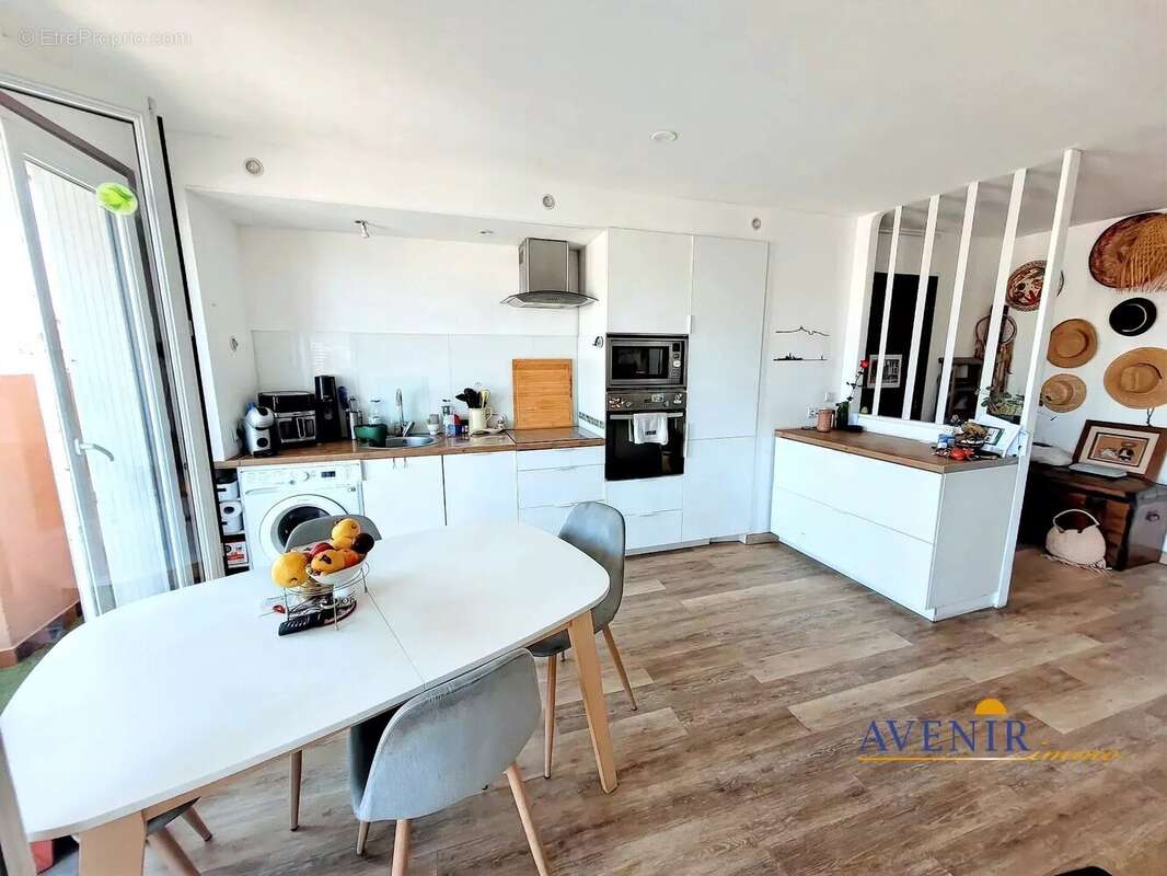 Appartement à MARSEILLE-3E