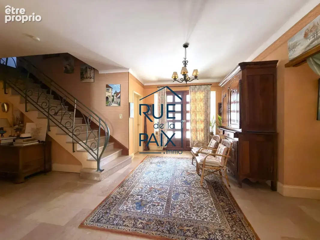 Maison 7 pièces 277 m² à vendre à Cenon-Sur-Vienne (86530) - photo 2