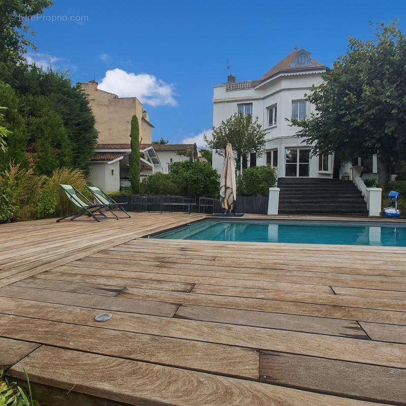 Maison à SAINT-ETIENNE