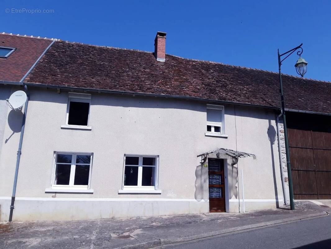 Maison de village avec potentiel d'agrandissement - photo 2
