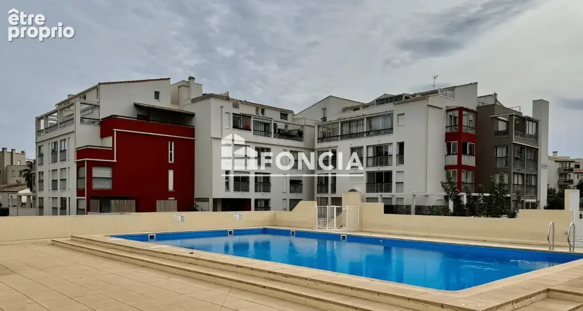 Cap d'Agde, centre port, 4 couchages, ascenseur et piscine - photo 9