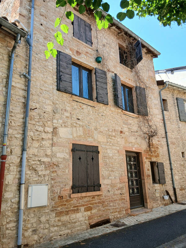 Maison à CHAZAY-D'AZERGUES