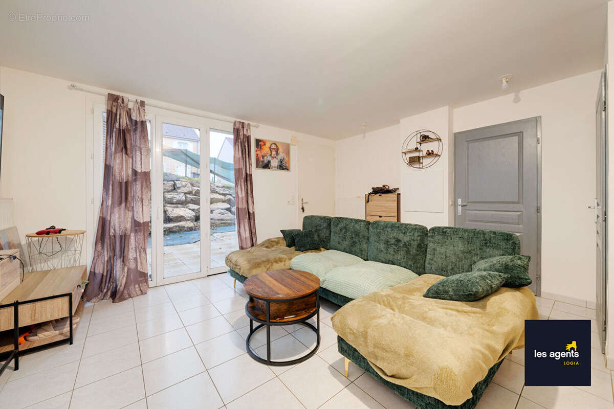 Appartement à NEUVES-MAISONS