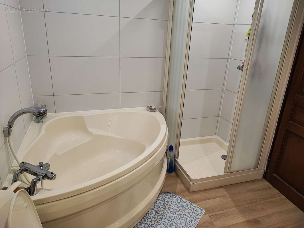 Appartement à LA REDORTE