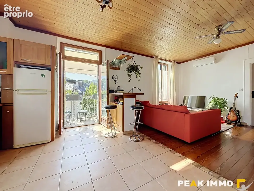 Appartement à AIX-LES-BAINS